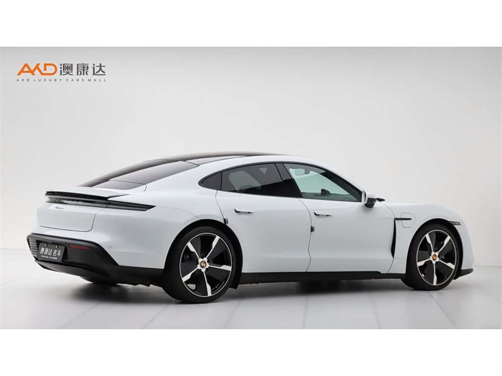 Porsche Taycan, 2021 3