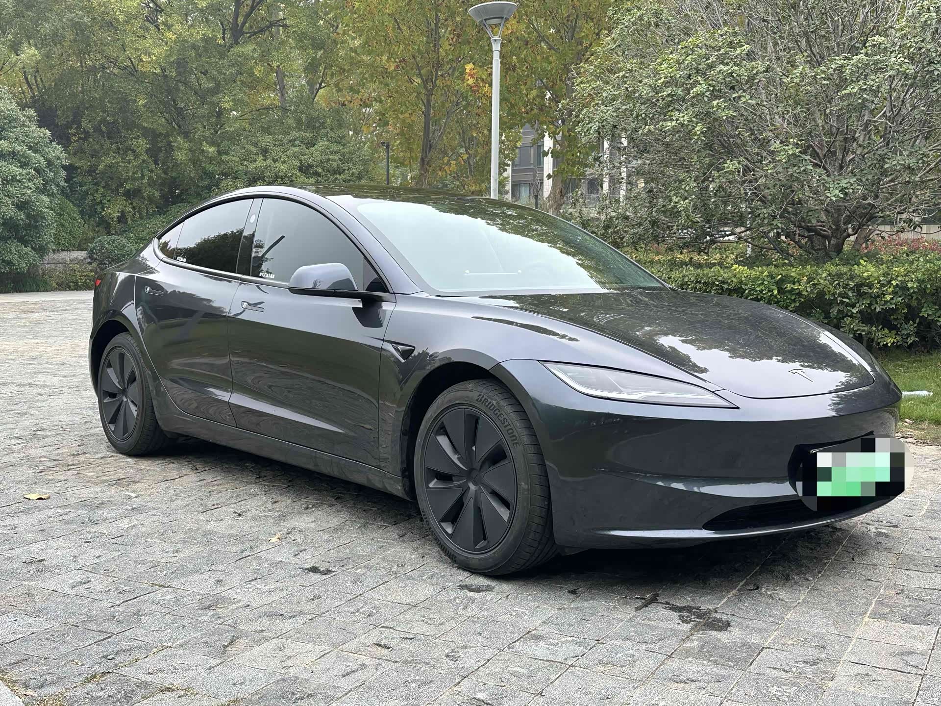 Tesla Model 3, 2025 2