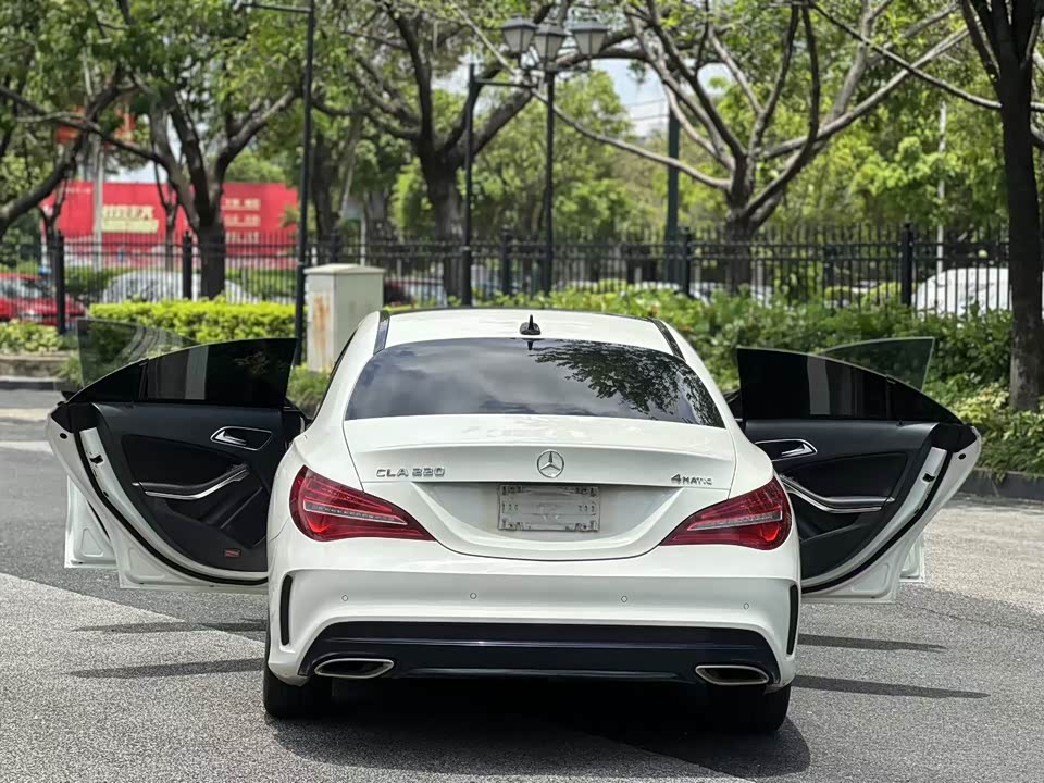 Mercedes-Benz CLA