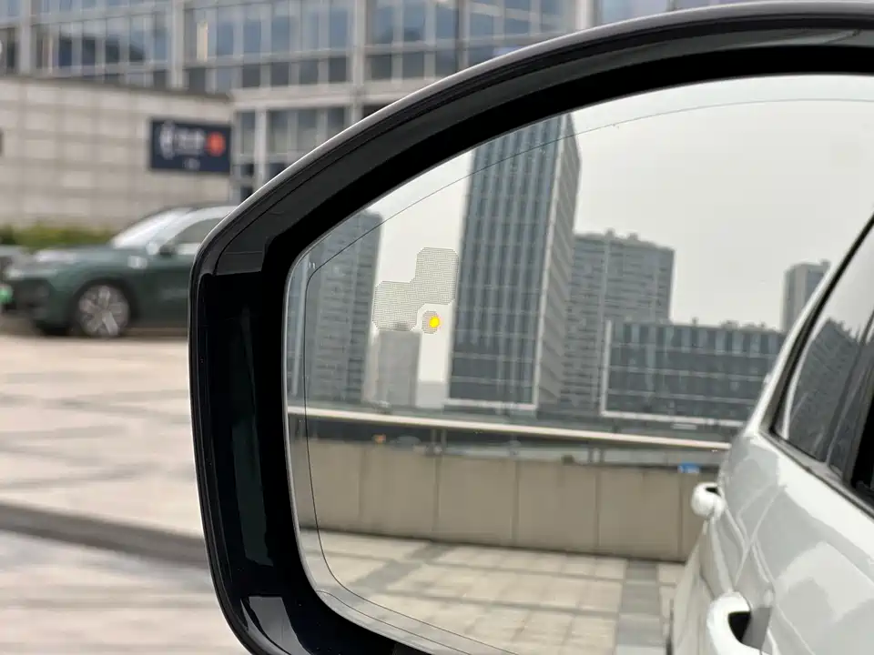 Land Rover Discover sports