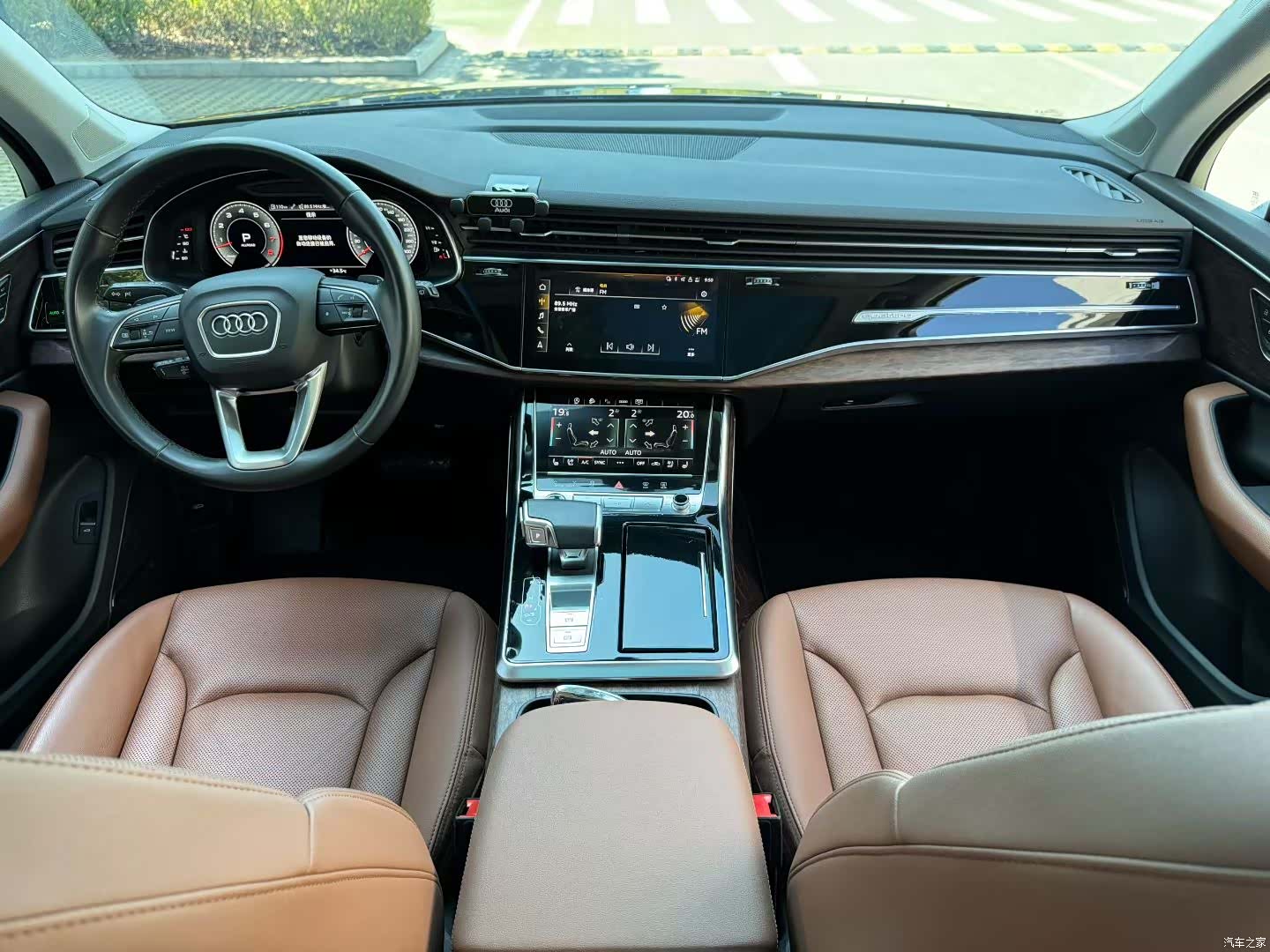 Audi Q7, 2022 8