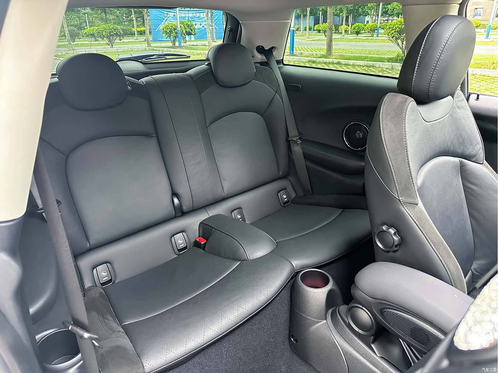 Mini Cooper, 2019 24