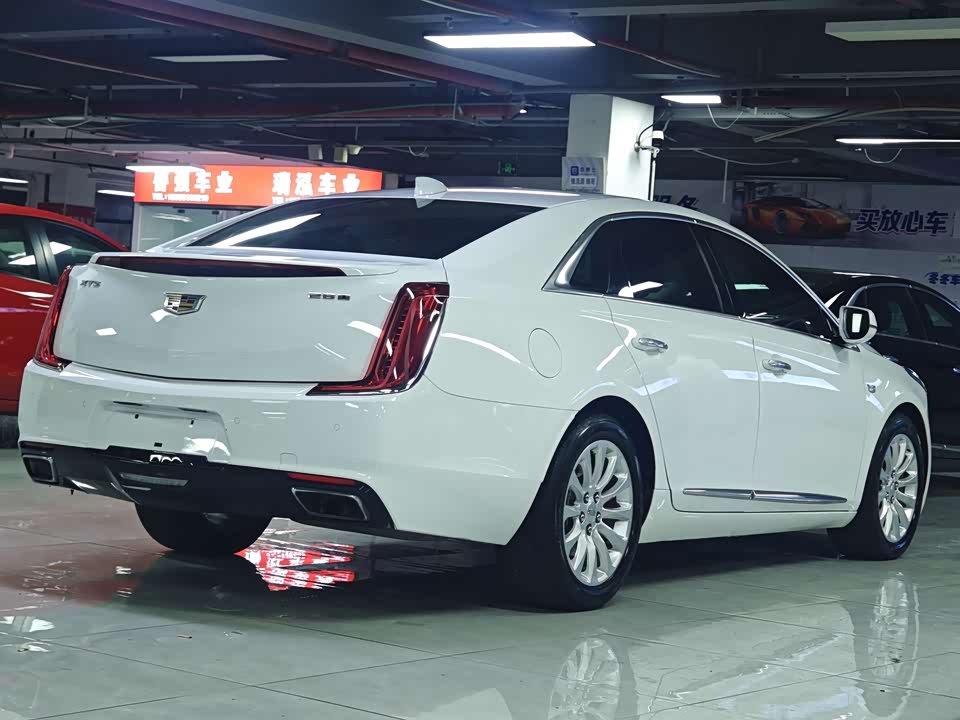 Cadillac XTS
