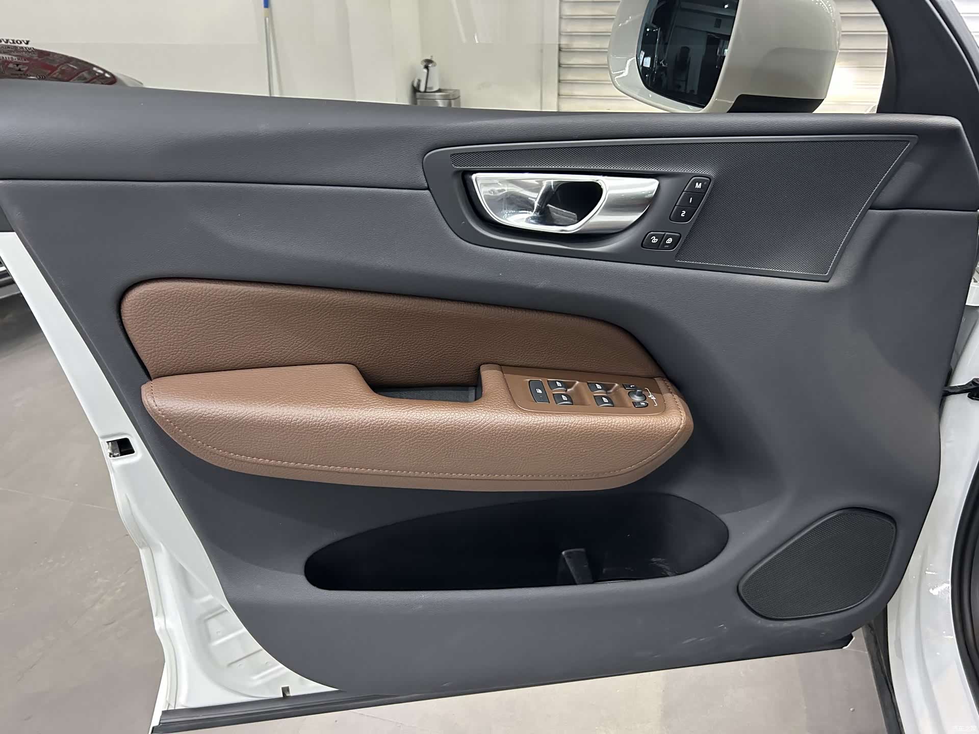 Volvo XC60, 2021 все фото
