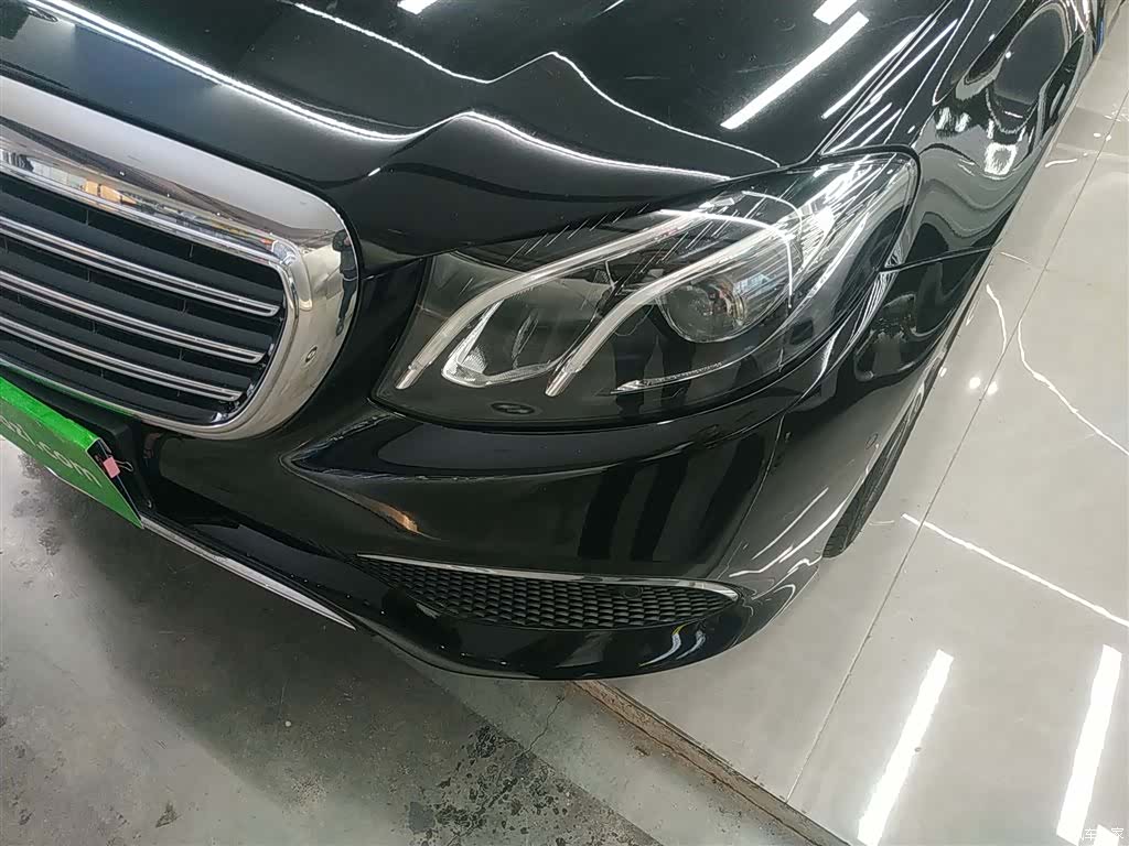 Mercedes-Benz E-Class, 2017 24