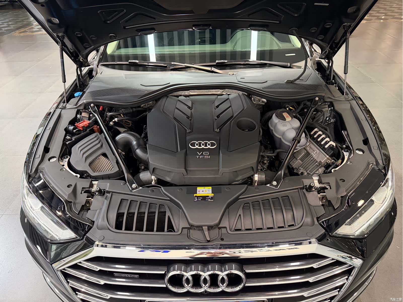 Audi A8L, 2021 13