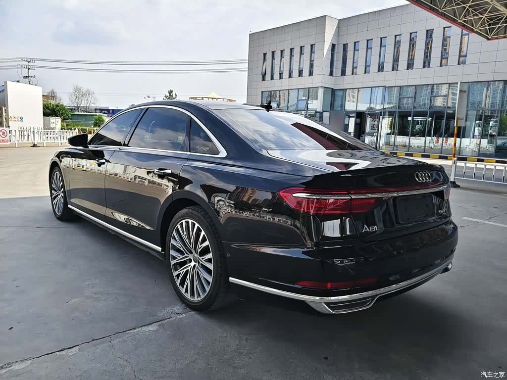 Audi A8L, 2020 8