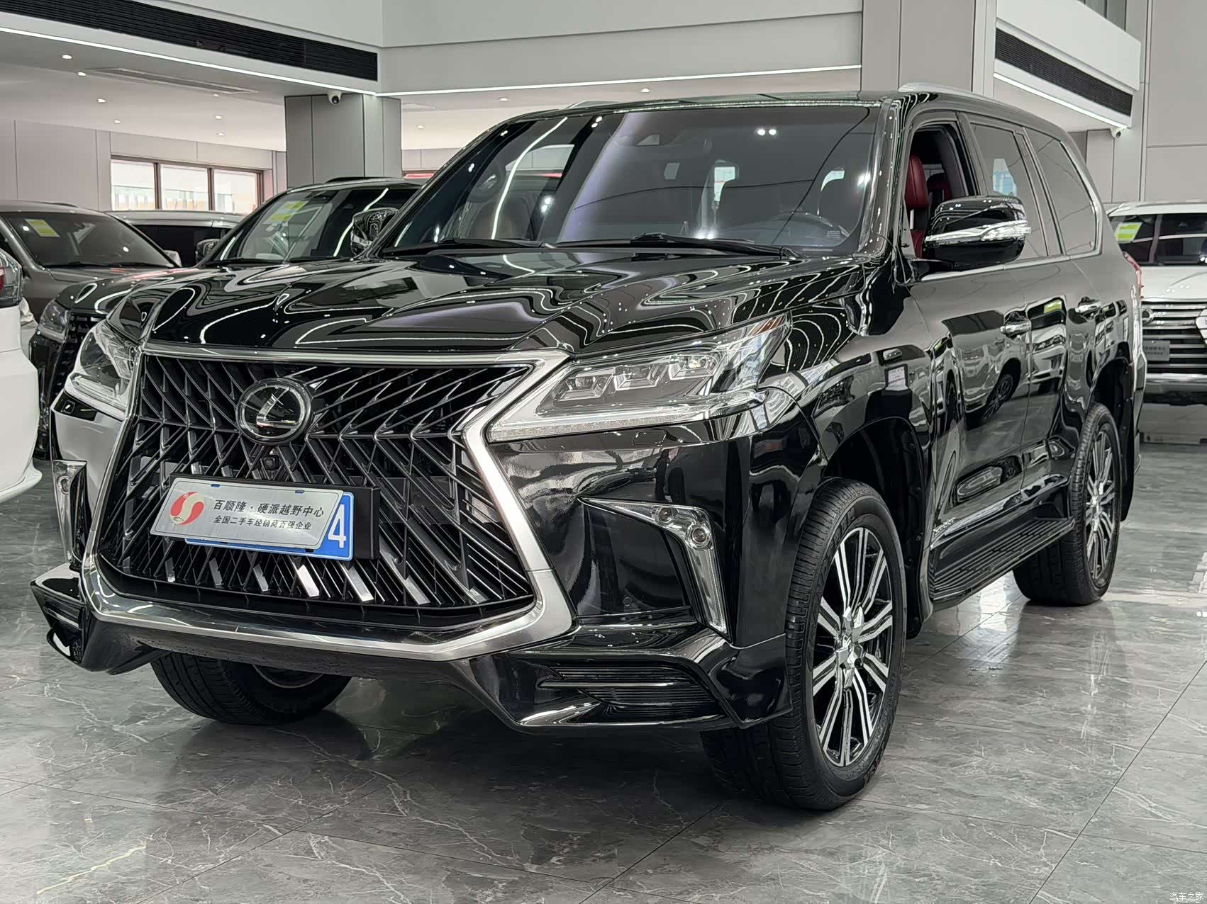 Lexus LX, 2020 2