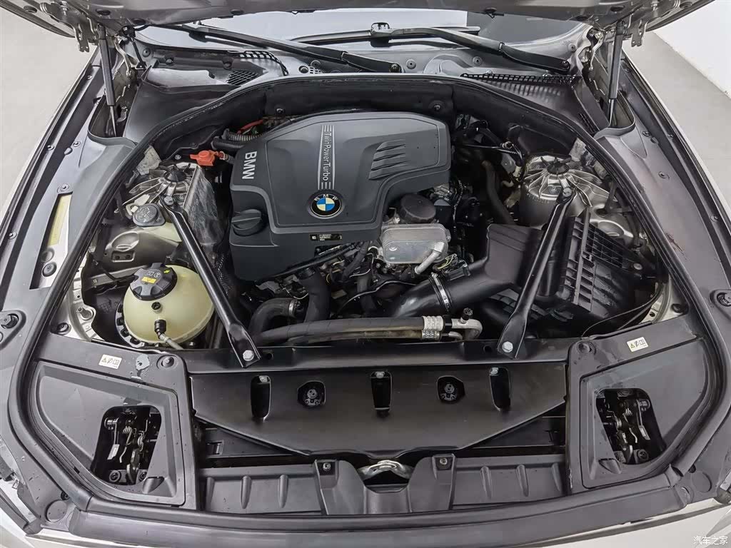 BMW 5 Series, 2016 6