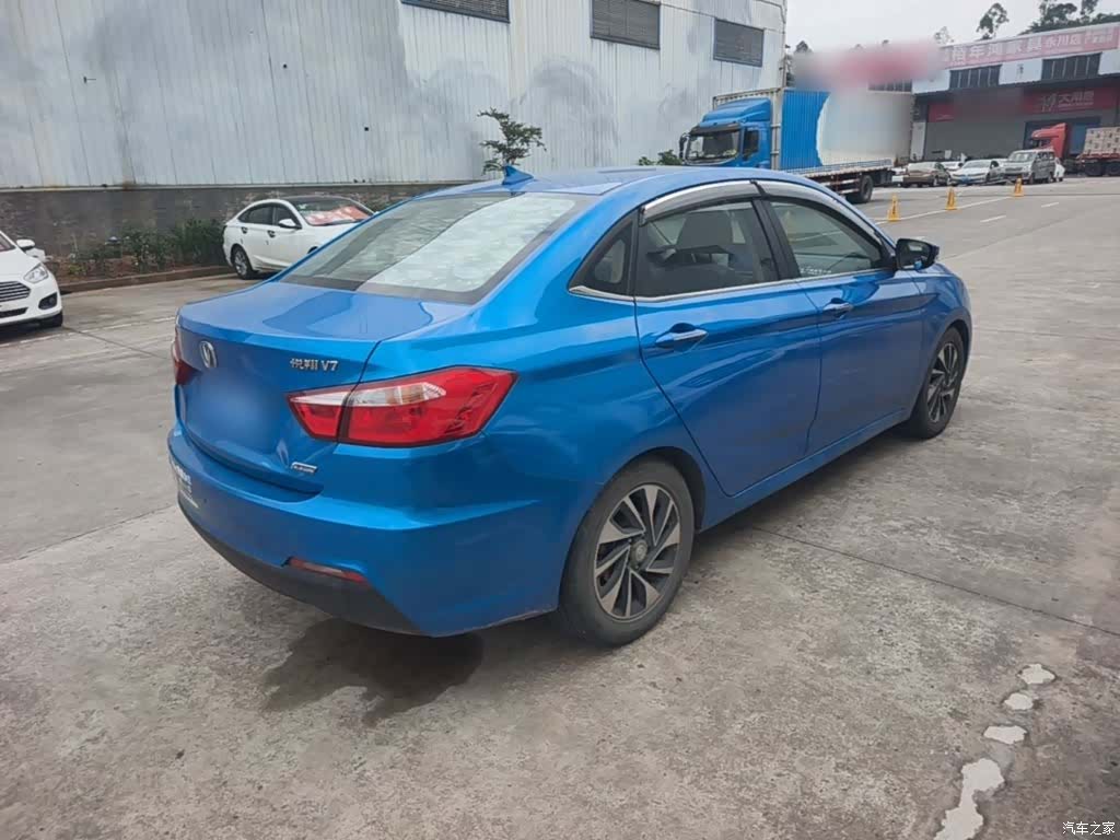 Changan V7, 2016 7