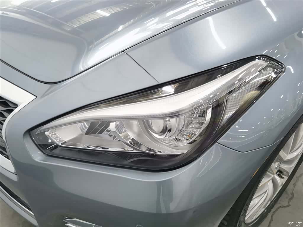 Infiniti Q70, 2019 7
