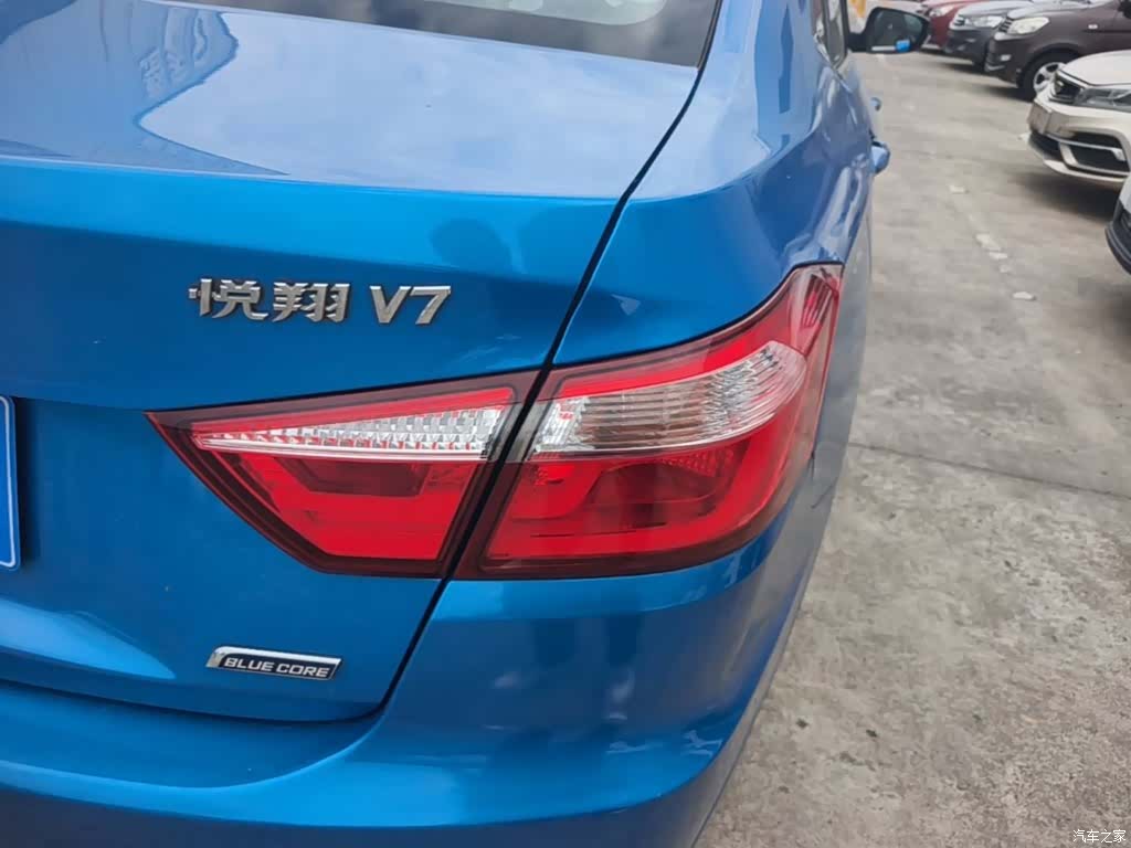 Changan V7, 2016 8