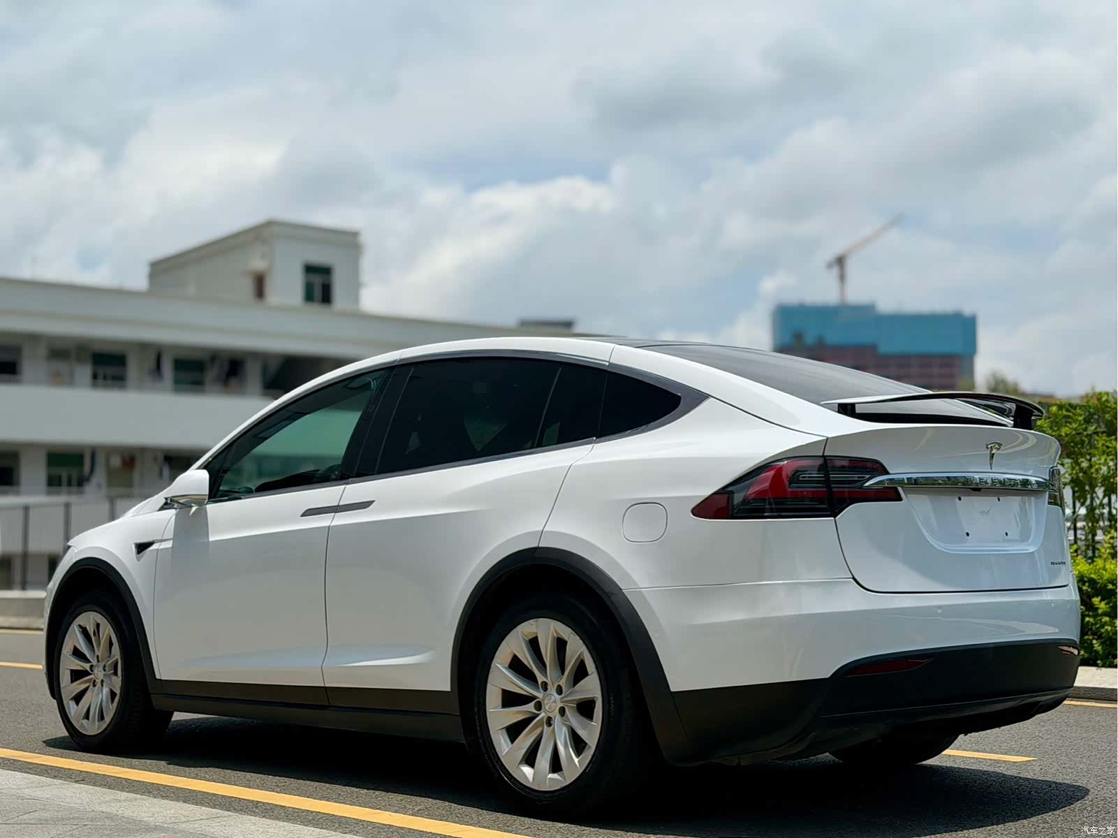 Tesla Model X, 2019 все фото