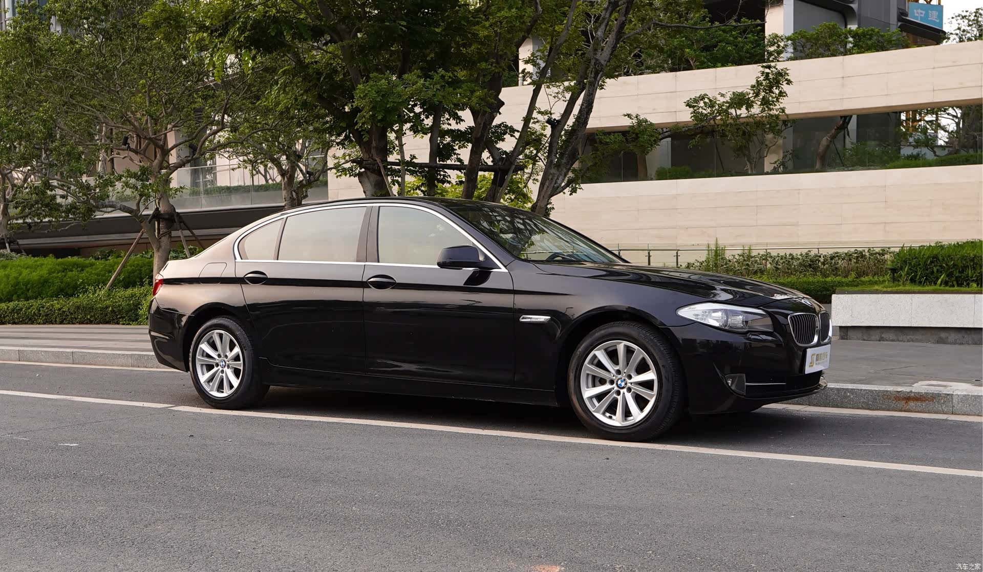 BMW 5 Series, 2011 3