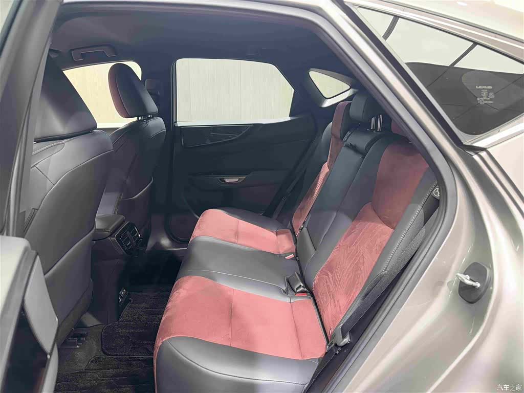 Lexus NX, 2023 7