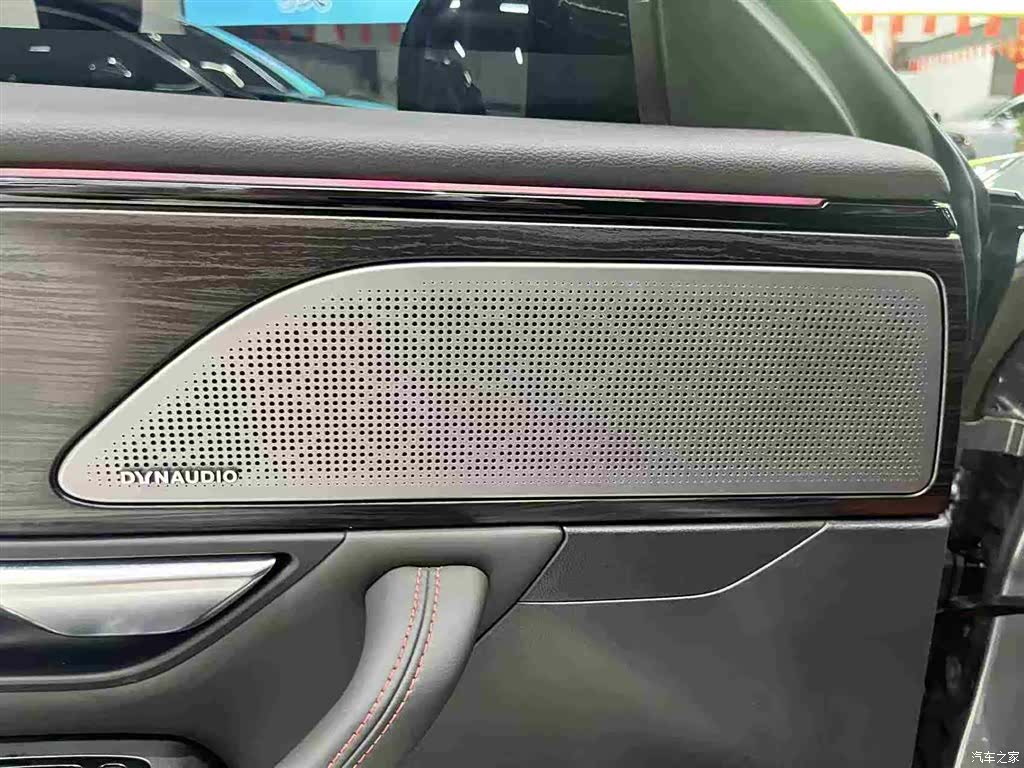 Xpeng P7, 2020 13