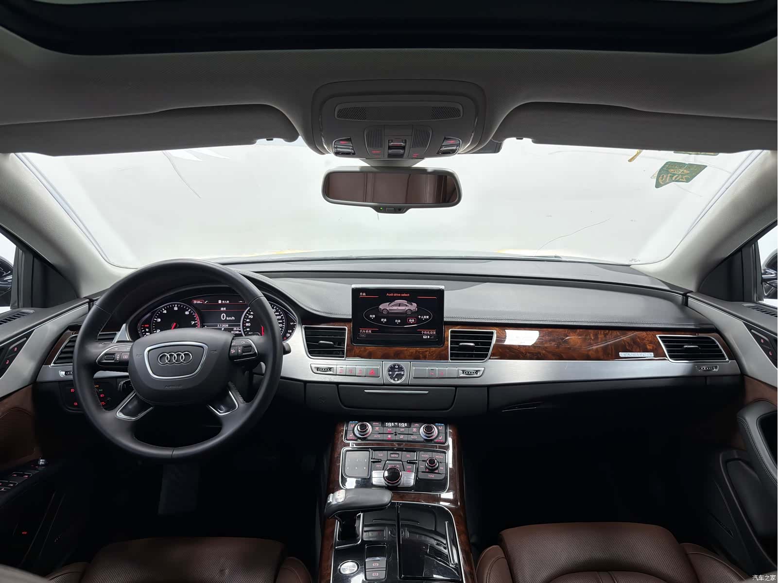 Audi A8L, 2013 10