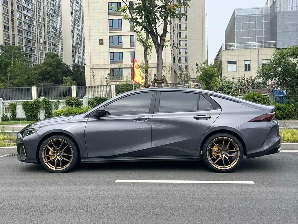 Trumpchi Shadow Leopard