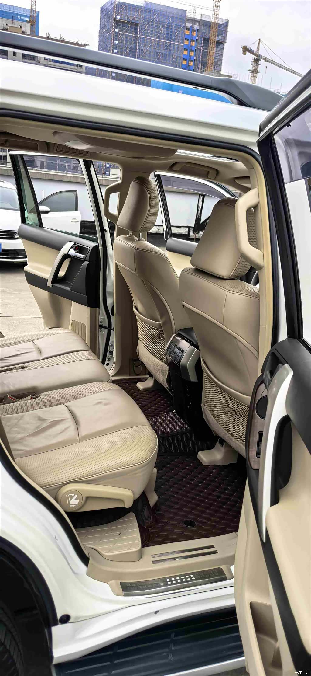 Toyota Prado, 2011 21