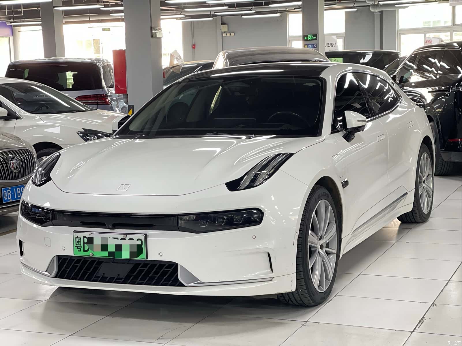 Zeekr 001, 2023 1