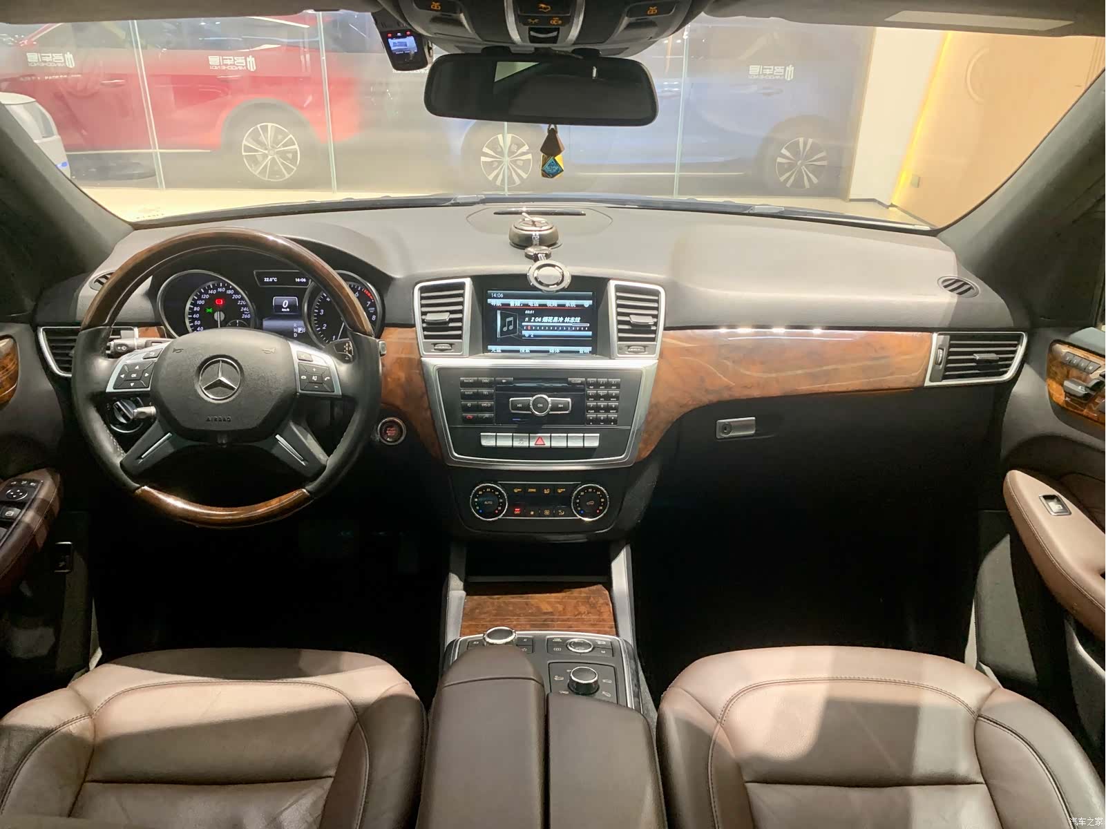 Mercedes-Benz M-Class, 2014 8