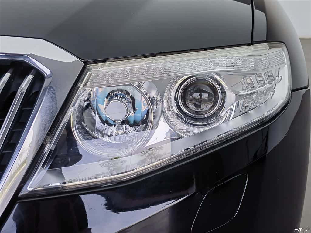 Hongqi H7, 2016 7