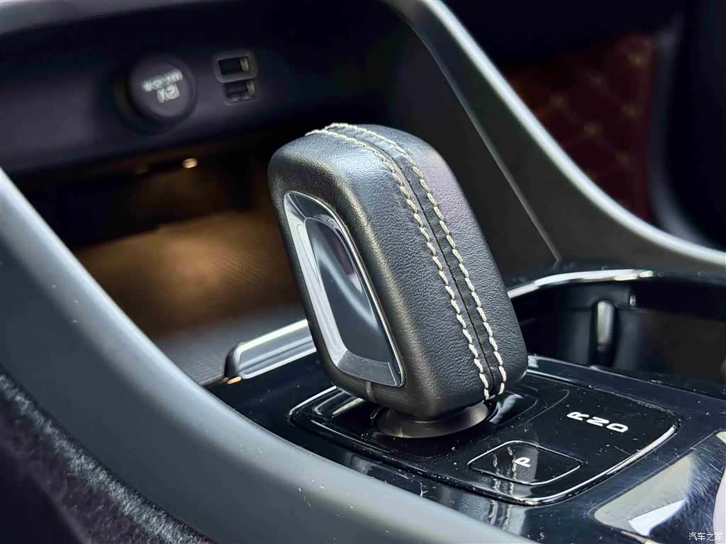 Volvo XC40, 2019 15