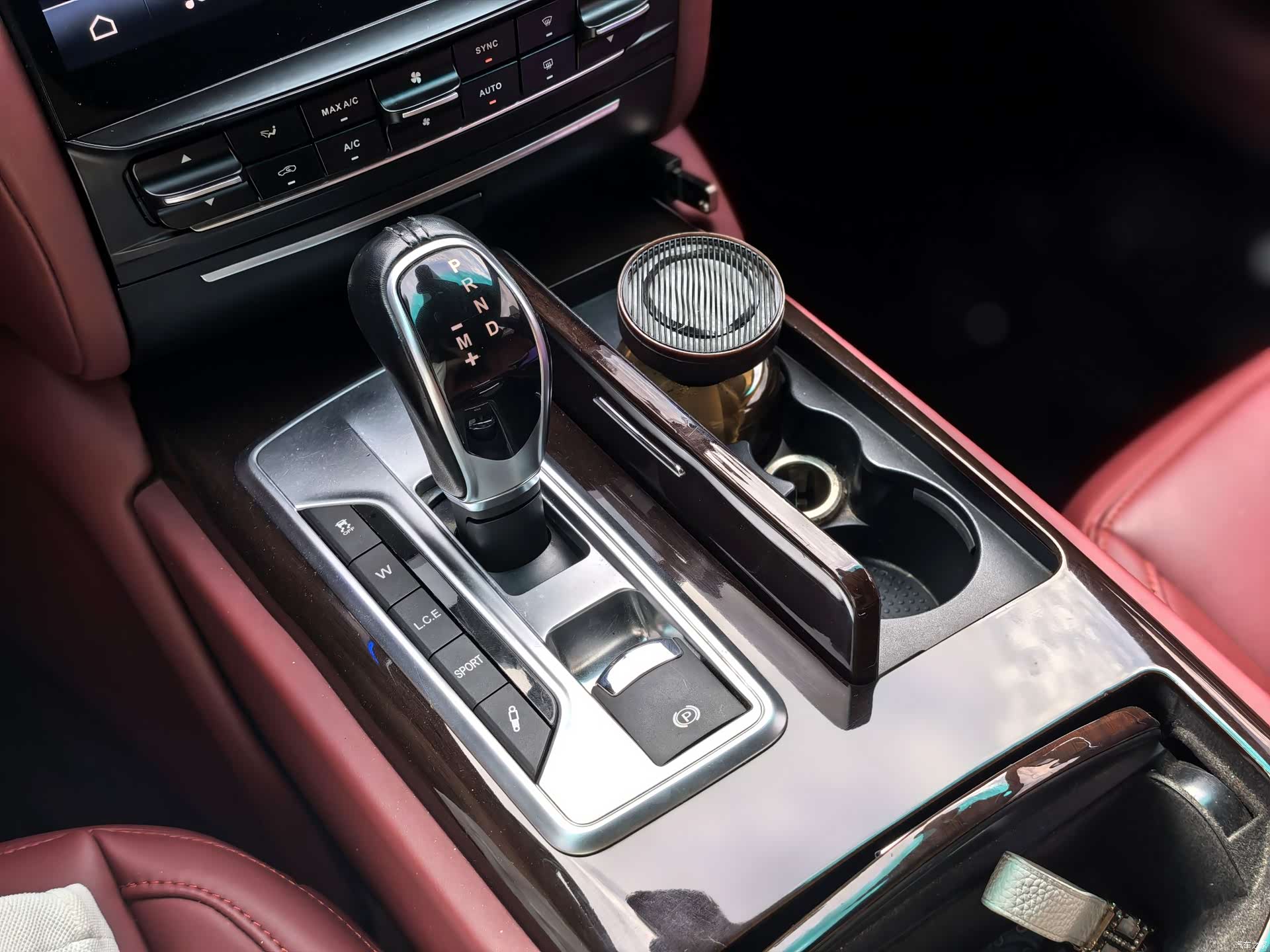Maserati Q4, 2014 13