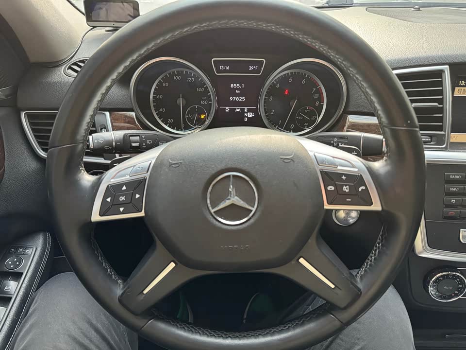 Mercedes-Benz M class