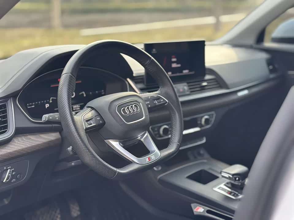 Audi Q5L