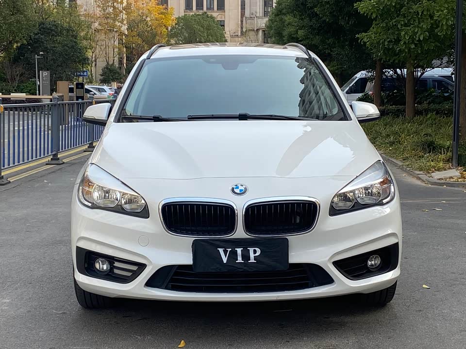 BMW 2 series multifunctional station wagon