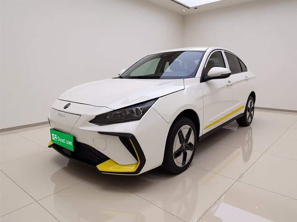 Dongfeng E70