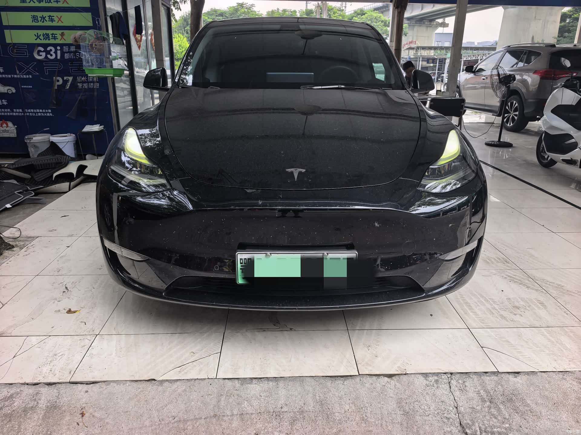 Tesla Model Y, 2021 2
