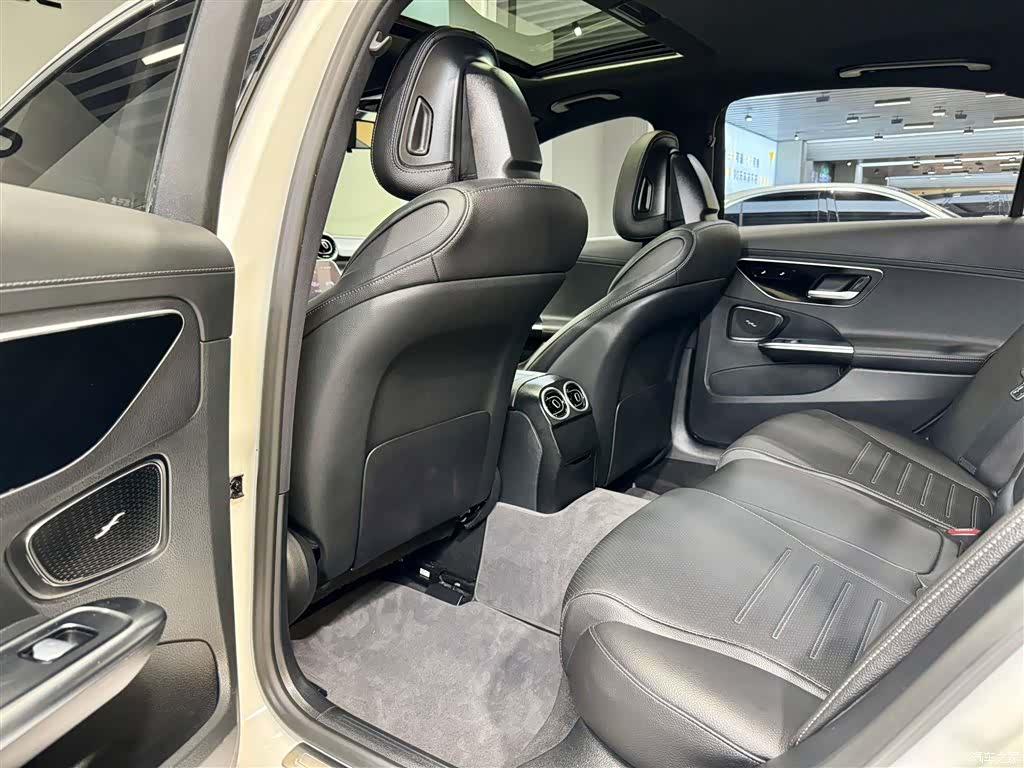 Mercedes-Benz C-Class, 2022 20