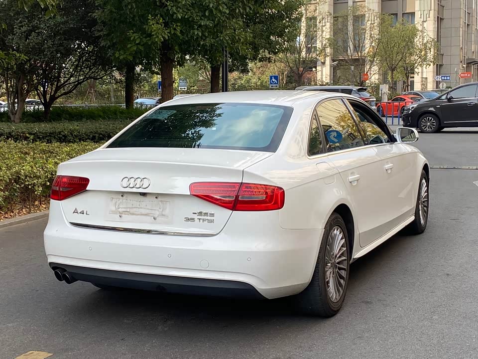 Audi A4L