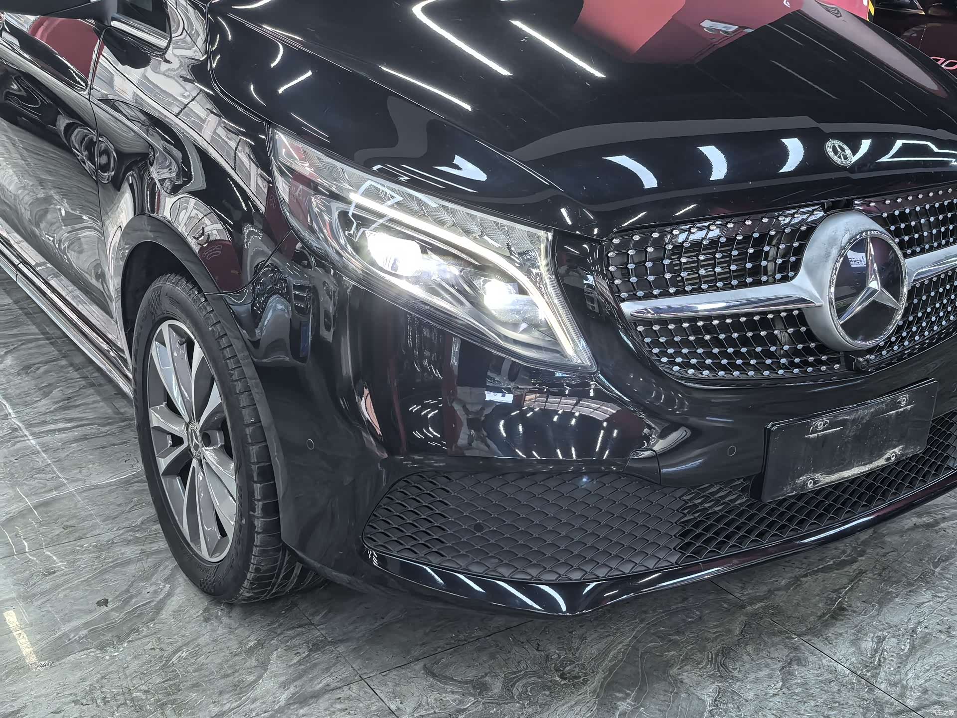 Mercedes-Benz V-Class, 2021 16