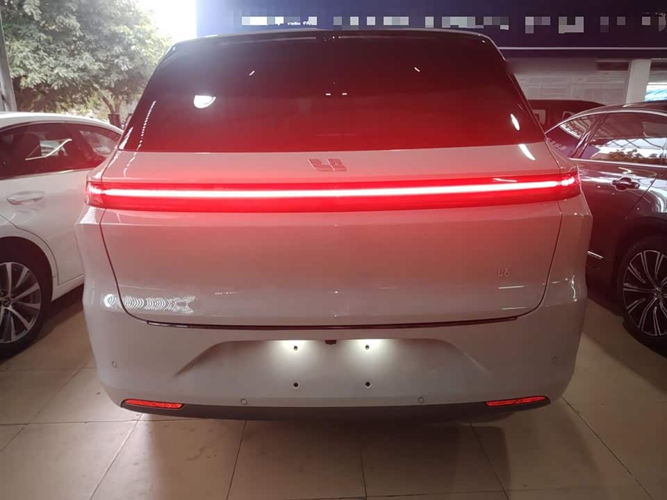 Li Auto Ideal L6