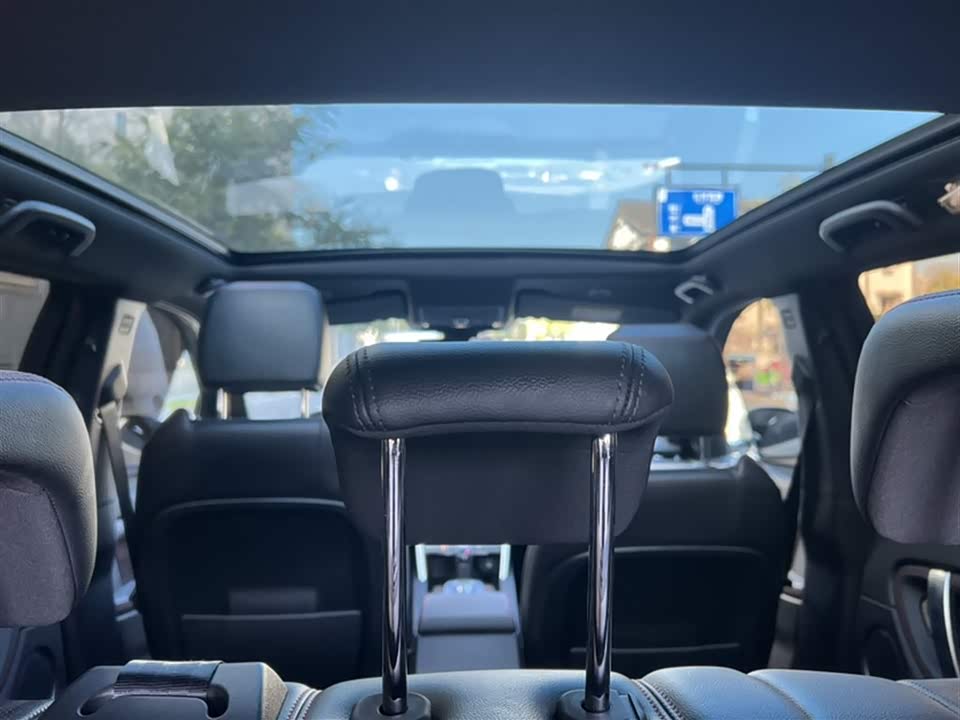 Land Rover Discover sports