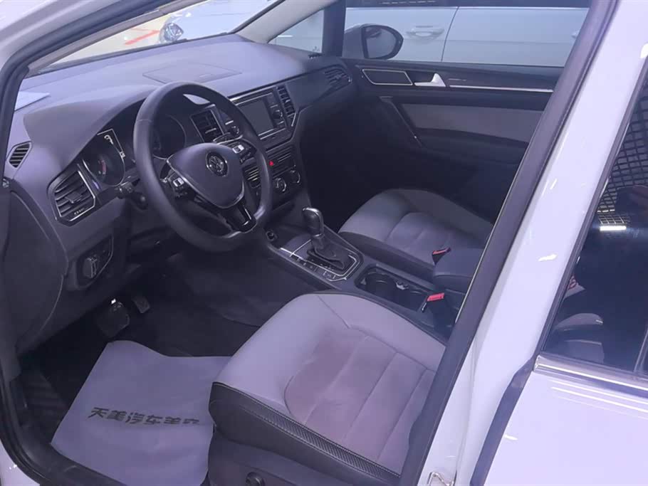 Volkswagen Golf*Jiayu