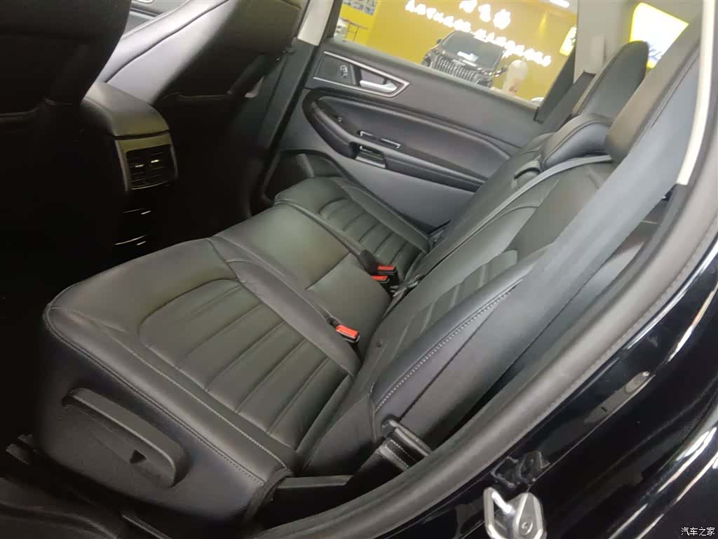 Ford Edge, 2018 17