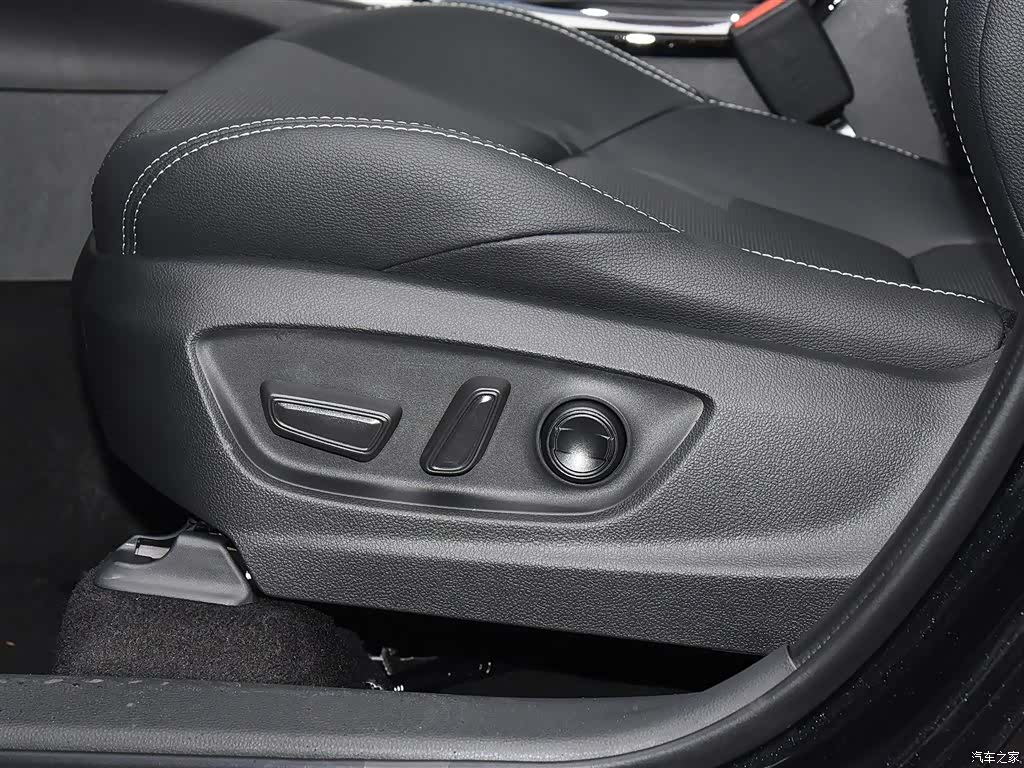 Toyota Frontlander, 2025 13