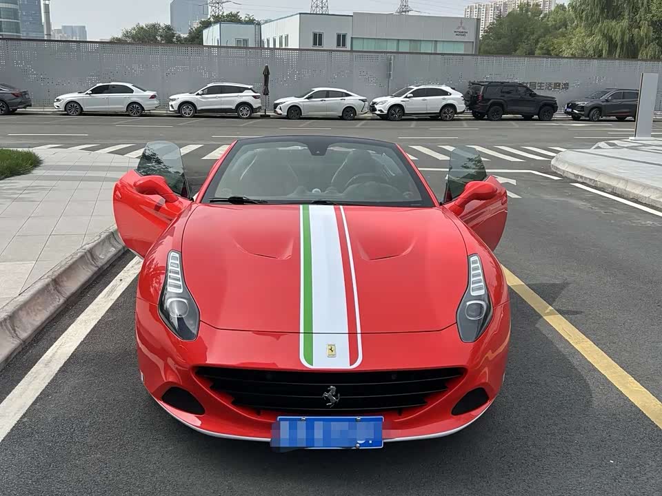 Ferrari California T