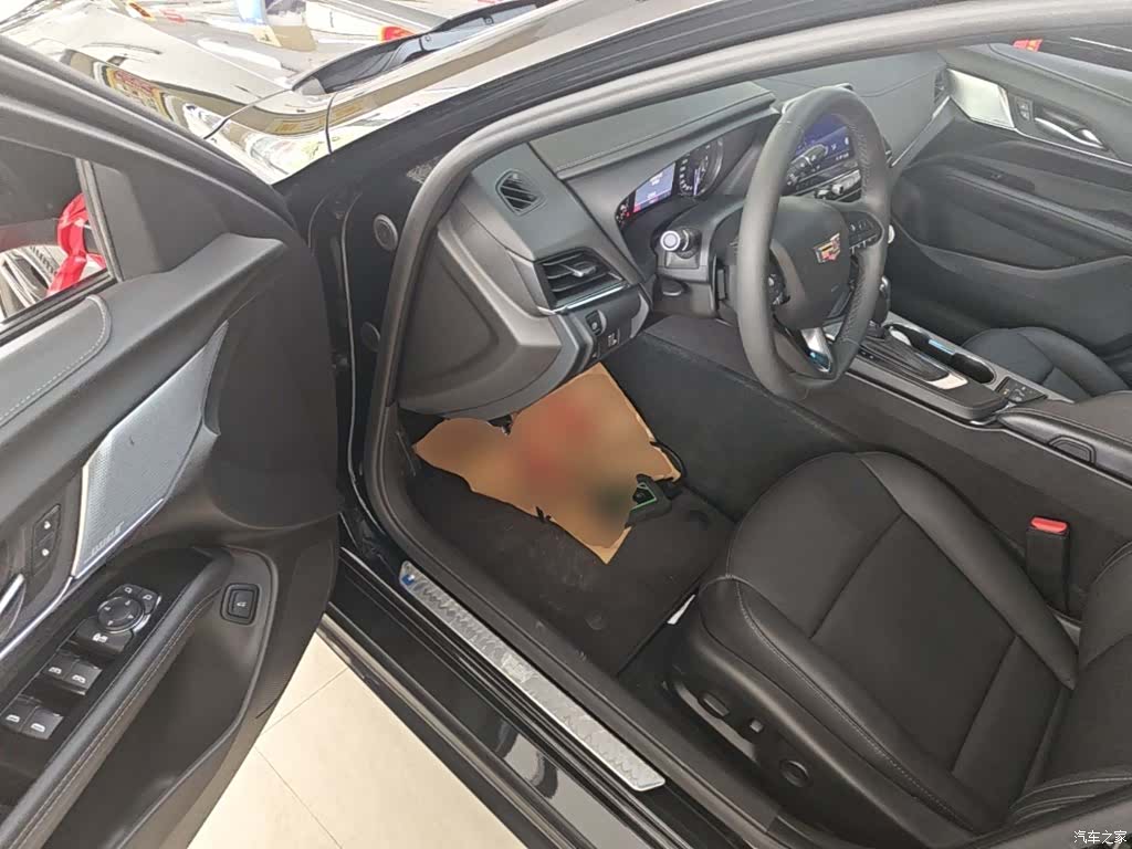 Cadillac CT4, 2024 16