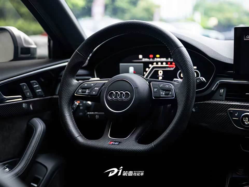 Audi RS 4