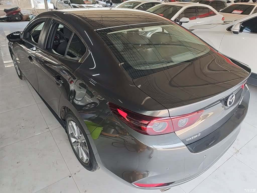 Mazda Mazda3, 2020 все фото