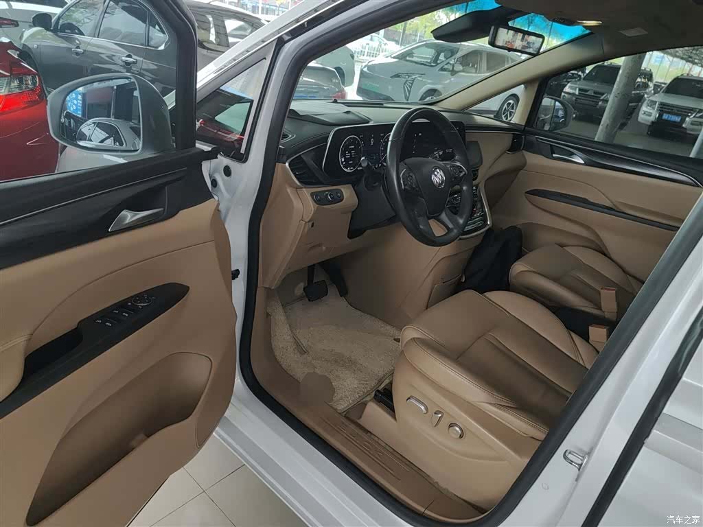 Buick GL8, 2021 12