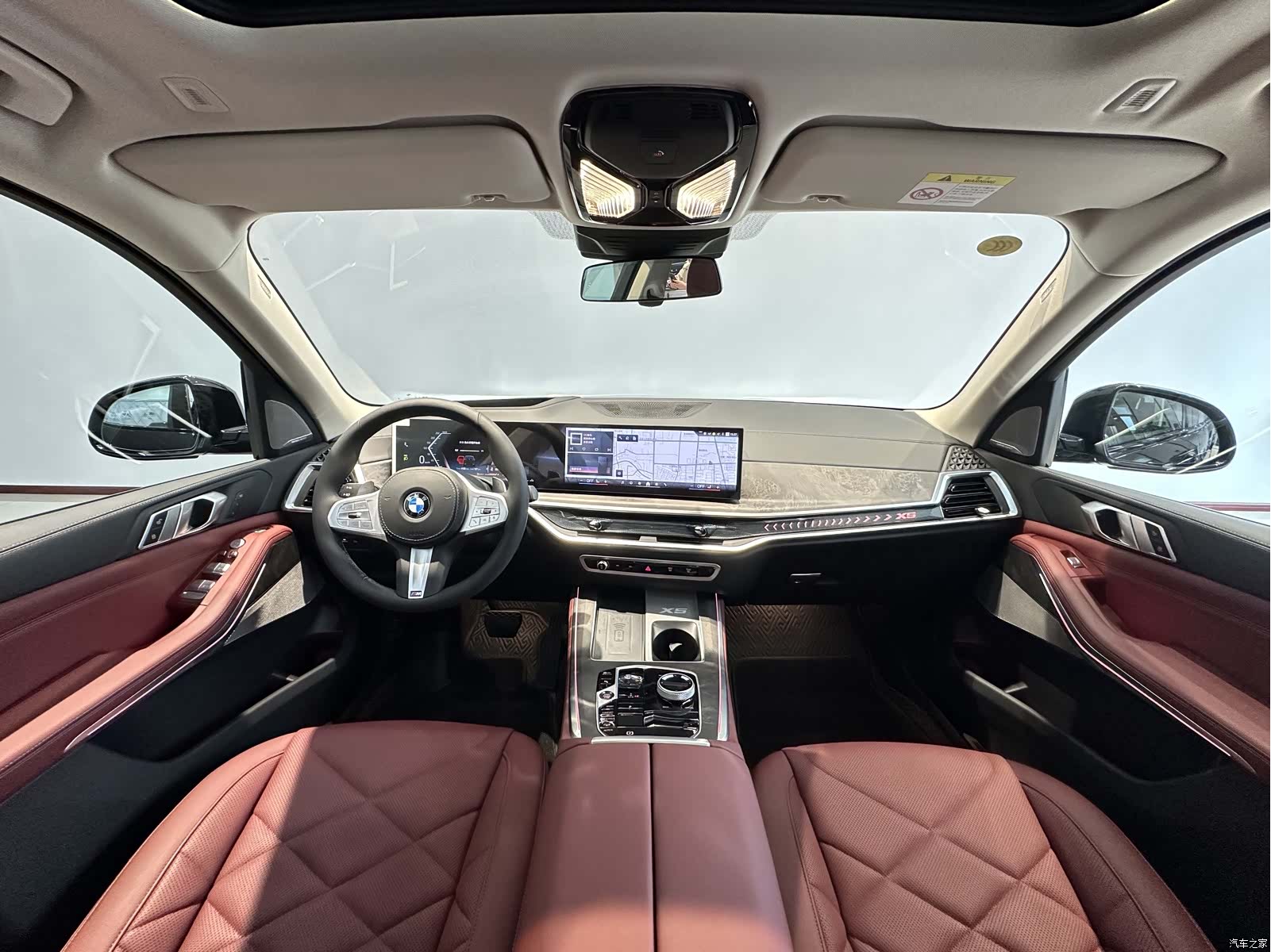 BMW X5, 2025 12