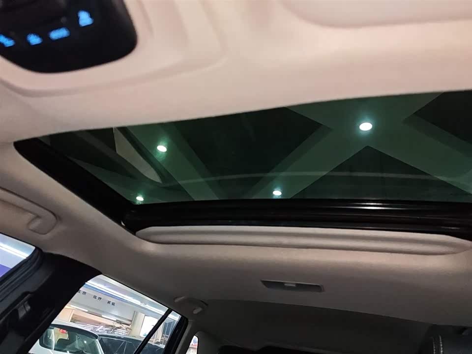 Toyota Corolla Sharp amplifier