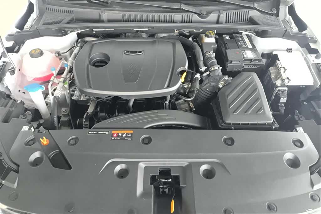 Geely Emgrand, 2024 10