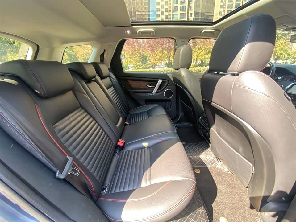 Land Rover Discover sports